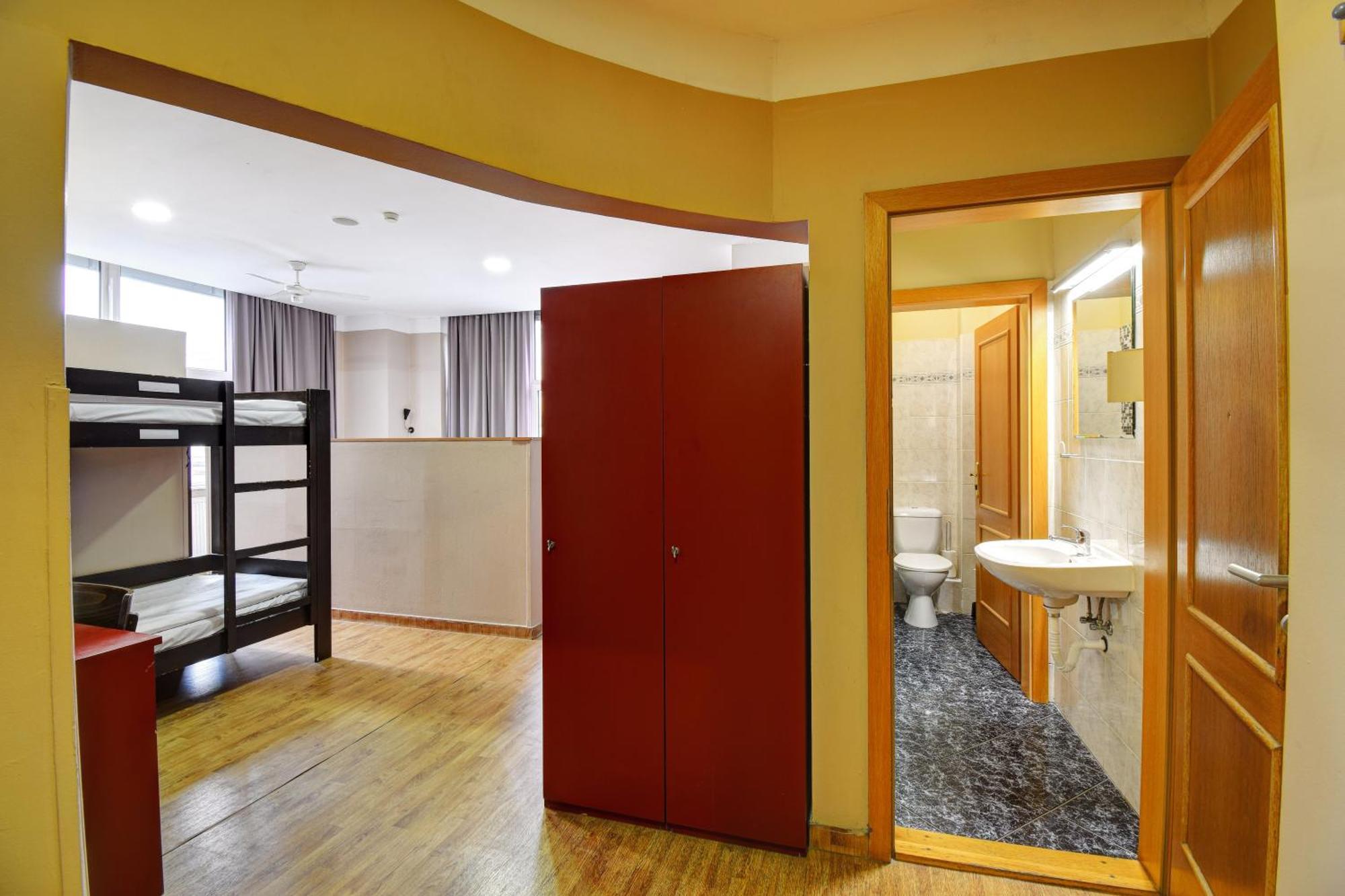 Plus Prague Albergue
